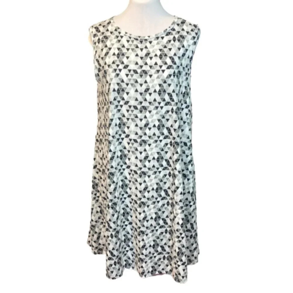 Honey & Lace Summer Dress, Medium, A-Line Black-White-Gray Pattern, New w Tags